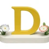 Buchstabe D, mit Blumen