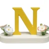 Buchstabe N, mit Blumen