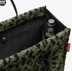 Daily Shopper Teddy Leo olive