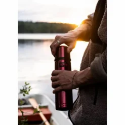 Isolierflasche Cranberry red pol 0,75L