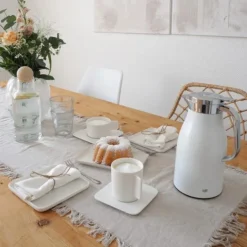 Isolierkanne Skyline Coconut white 1L