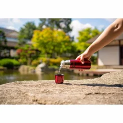 Isolierlasche Cranberry red pol 0,35L