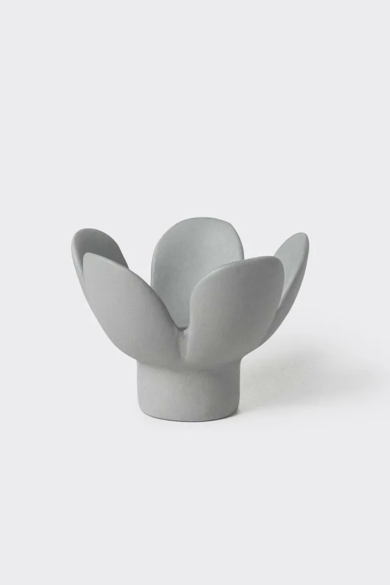 Kerzenhalter Blume Grau 8x8x5,5cm