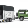Land Rover Defender S + Anhänger + Pferd