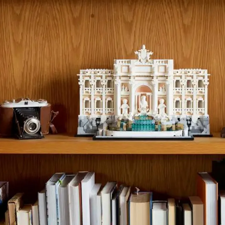 LEGO® Architecture Trevi-Brunnen 21062
