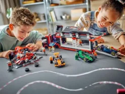 LEGO® City F1® Transporter mit RB20 & AMR24 F1® Re