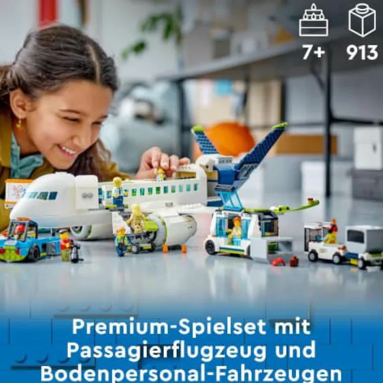 LEGO® City Passagierflugzeug 60367