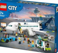 LEGO® City Passagierflugzeug 60367