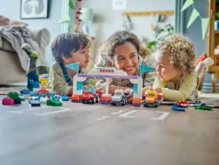 LEGO® DUPLO® F1® Team Rennautos mit Rennfahrern 10