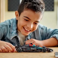 LEGO® Speed Champions Mercedes-Amg F1® W15 Rennaut