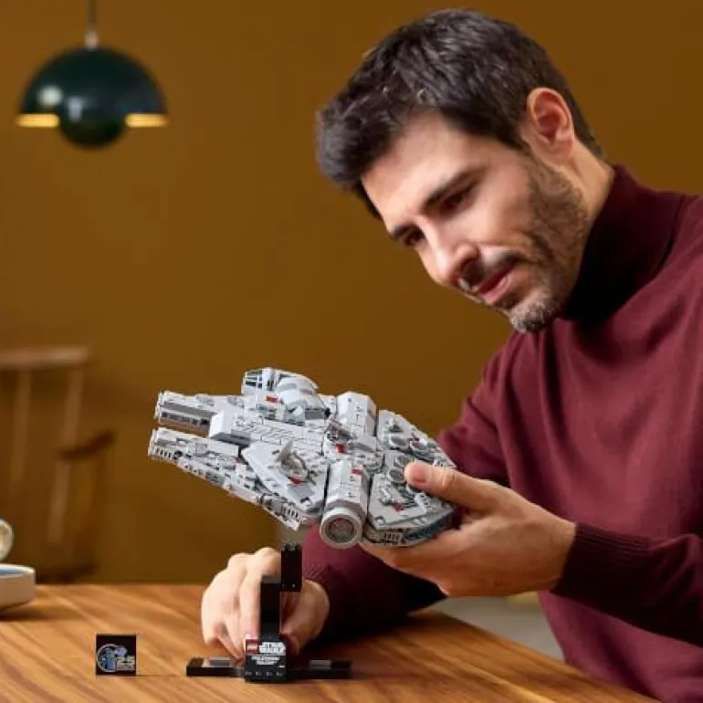LEGO® Star Wars™ Millenium Falcon™ 75375