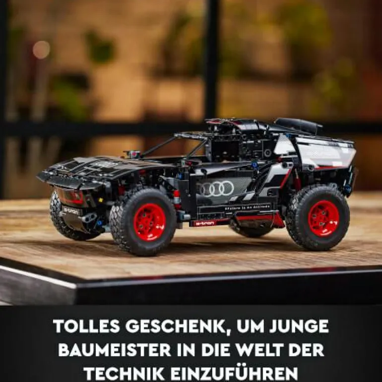 LEGO® Technic Audi Rs Q e-tron 42160