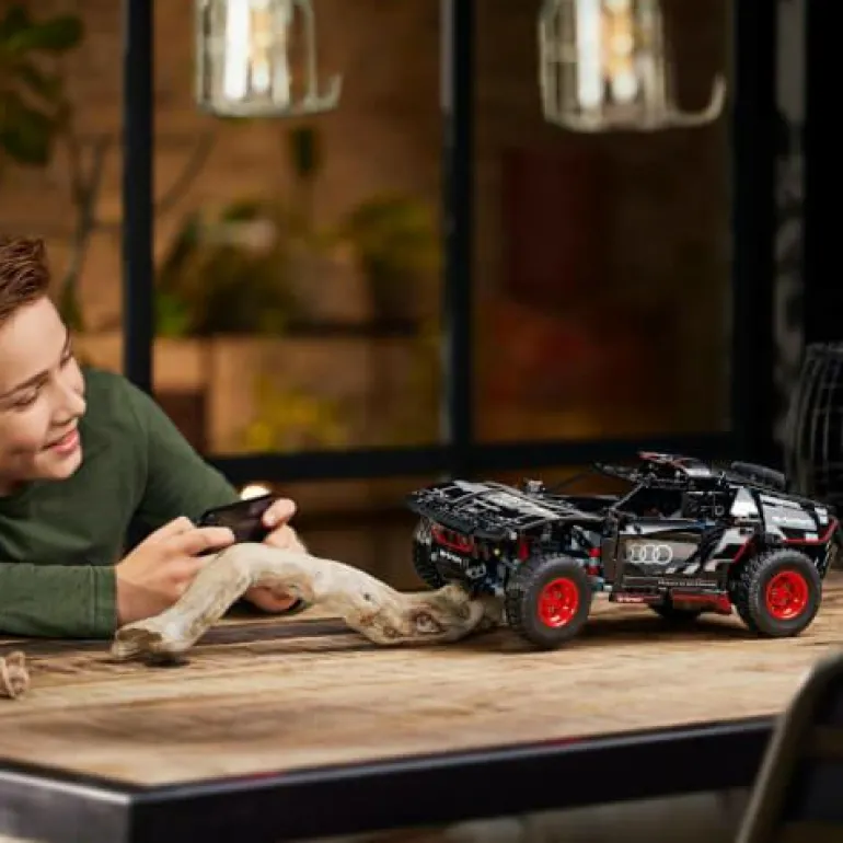 LEGO® Technic Audi Rs Q e-tron 42160