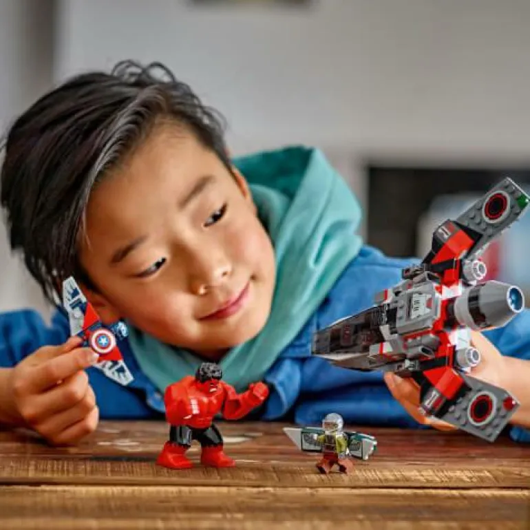 LEGO® Marvel™ Showdown zwischen Captain America un