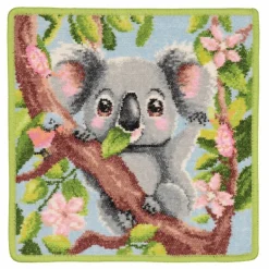 LOVELY BEAR Gesichtstuch 25x25 maigrün