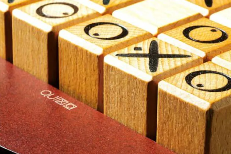 Quixo, Holzspiel