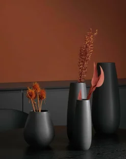 Vase, schwarzes Eisen 18 cm